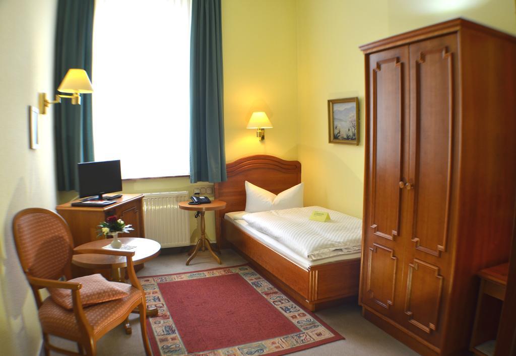 Hotel Fuerstenhof ราธนอว์ ห้อง รูปภาพ